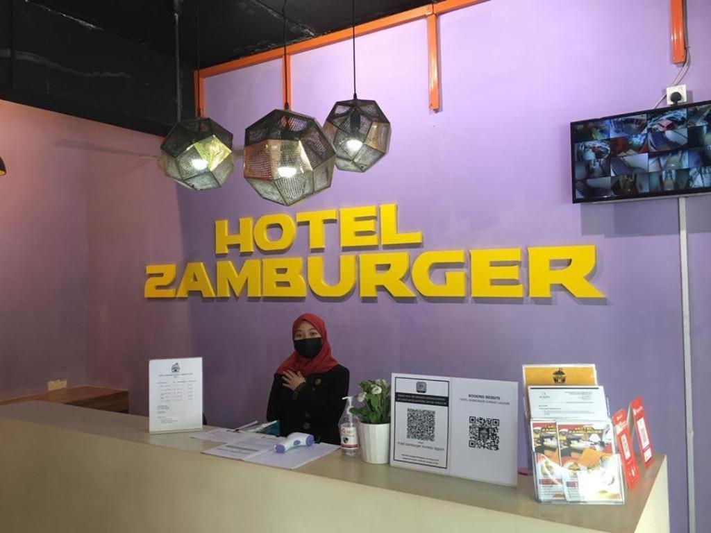 Hotel Zamburger Zamway Lagoon Петалинг-Джая Экстерьер фото